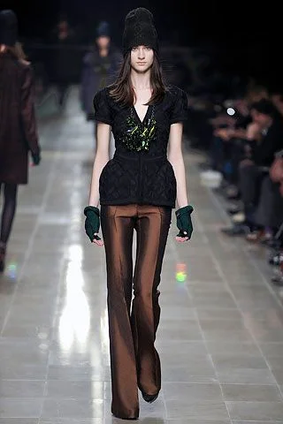 Look 11